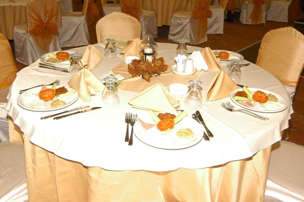 Palmcity Hotel Akhisar Buitenkant foto